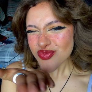 Meet your Posher, Éricka